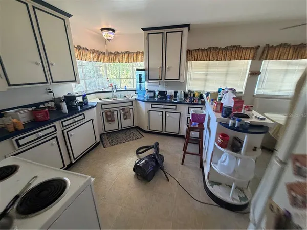 $375,000 | 705 33rd St Court West, Unit A, Bradenton, FL 34205