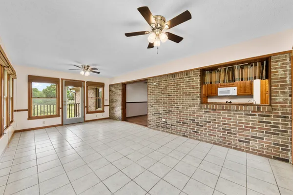$489,900 | 239 Henry Bayless Road, Ardmore, TN 38449