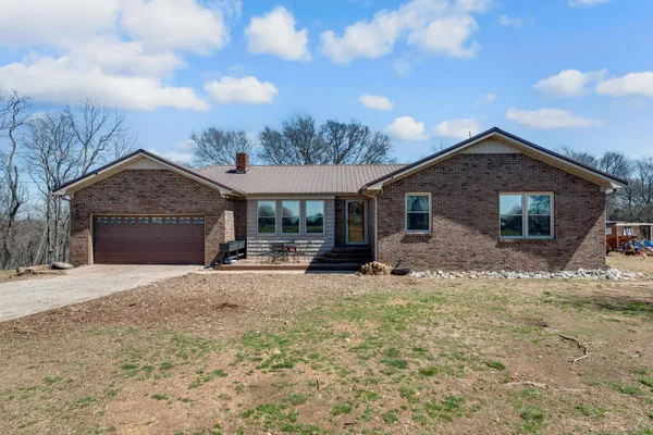 $494,900 | 239 Henry Bayless Road, Ardmore, TN 38449