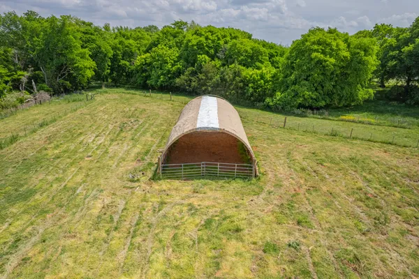 $489,900 | 239 Henry Bayless Road, Ardmore, TN 38449
