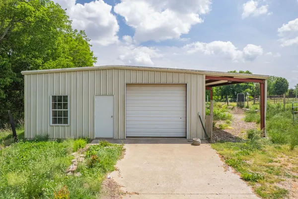 $489,900 | 239 Henry Bayless Road, Ardmore, TN 38449