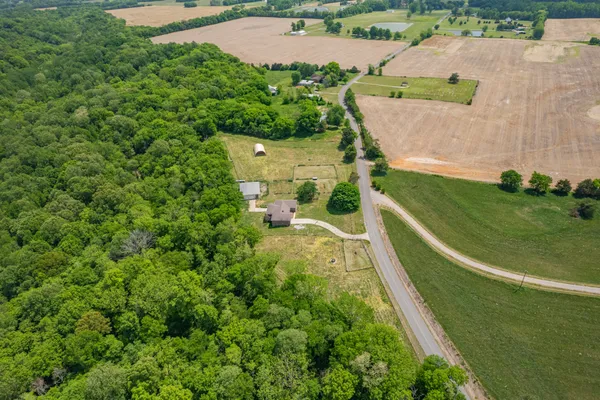 $489,900 | 239 Henry Bayless Road, Ardmore, TN 38449
