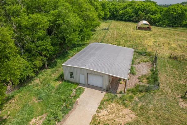 $489,900 | 239 Henry Bayless Road, Ardmore, TN 38449