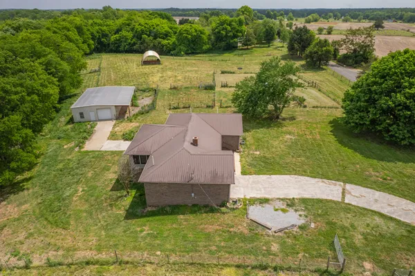 $489,900 | 239 Henry Bayless Road, Ardmore, TN 38449