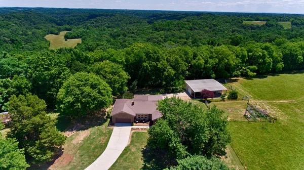 $494,900 | 239 Henry Bayless Road, Ardmore, TN 38449