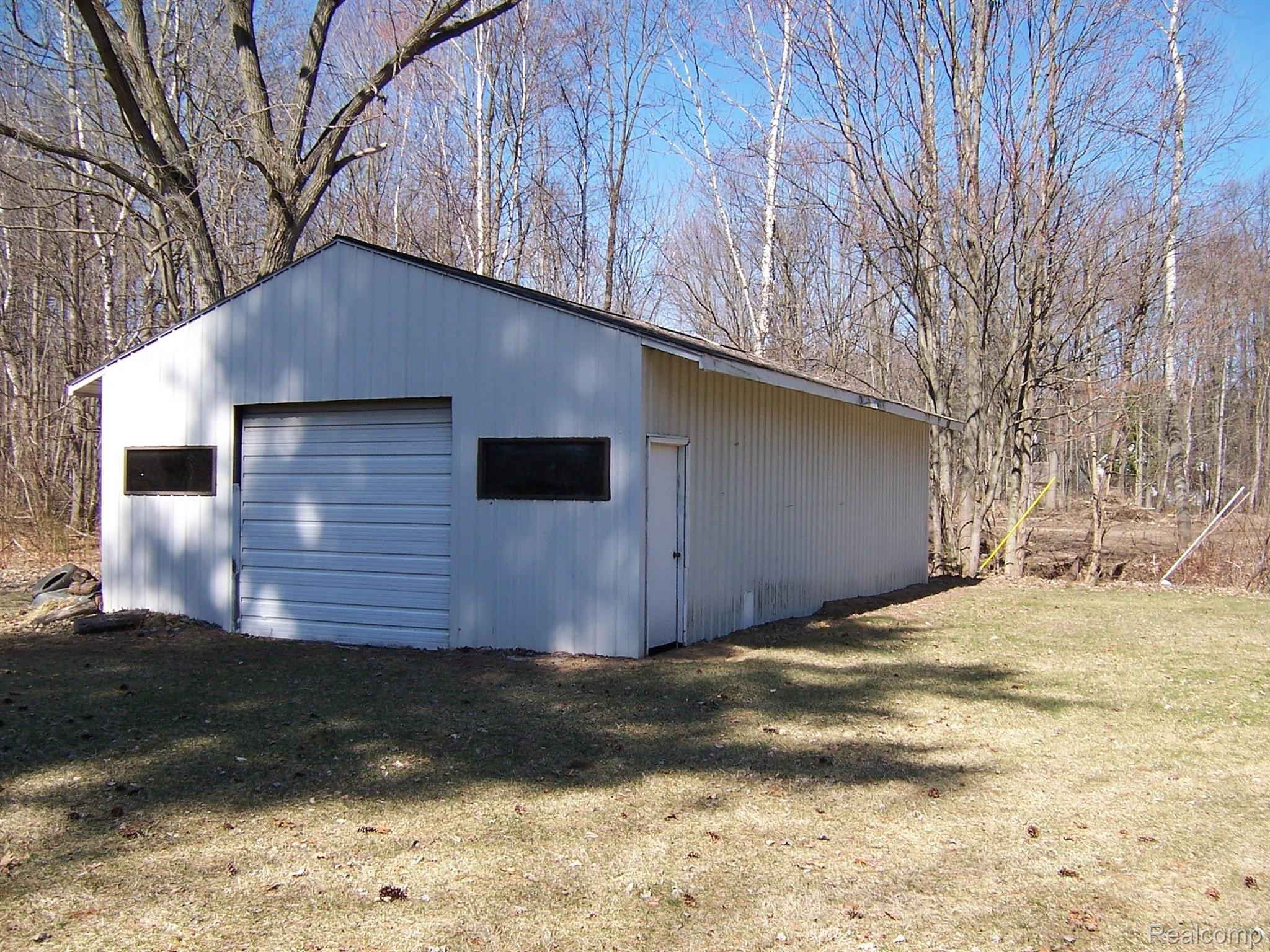 3815 State Road Fort Gratiot, MI 48059 - Photo 7 of 25