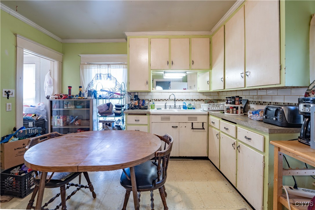 109 West Linden Street Rome, NY 13440 - Photo 13 of 48