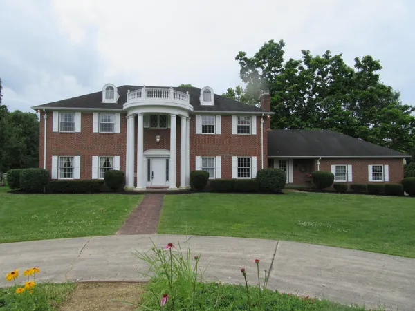 $1,000,050 | 6711 Lancaster New Lexington Road Southeast, Lancaster, OH 43130
