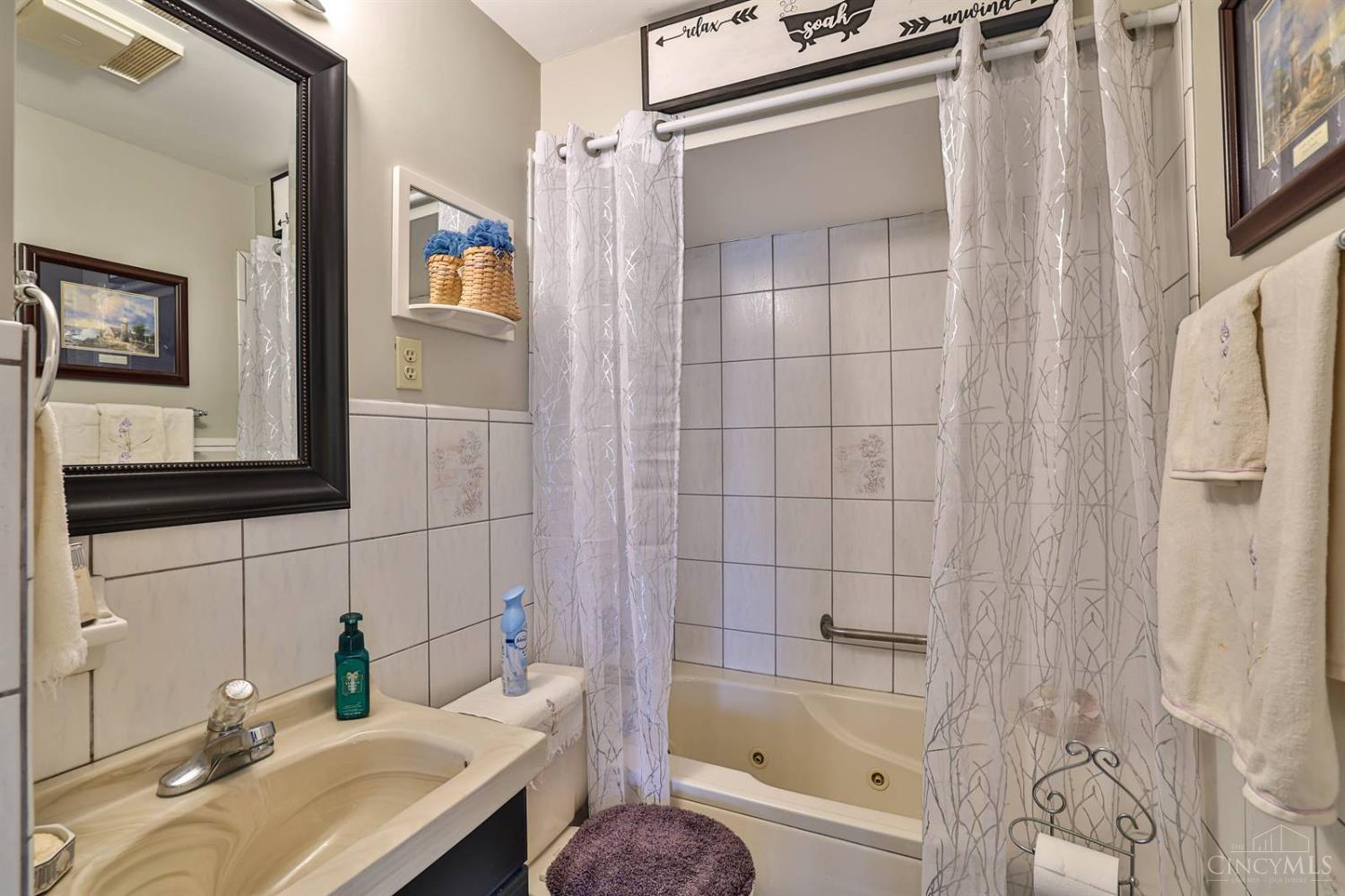 10034 Brehm Road Cincinnati, OH 45252 - Photo 24 of 34 Gallery Image 24