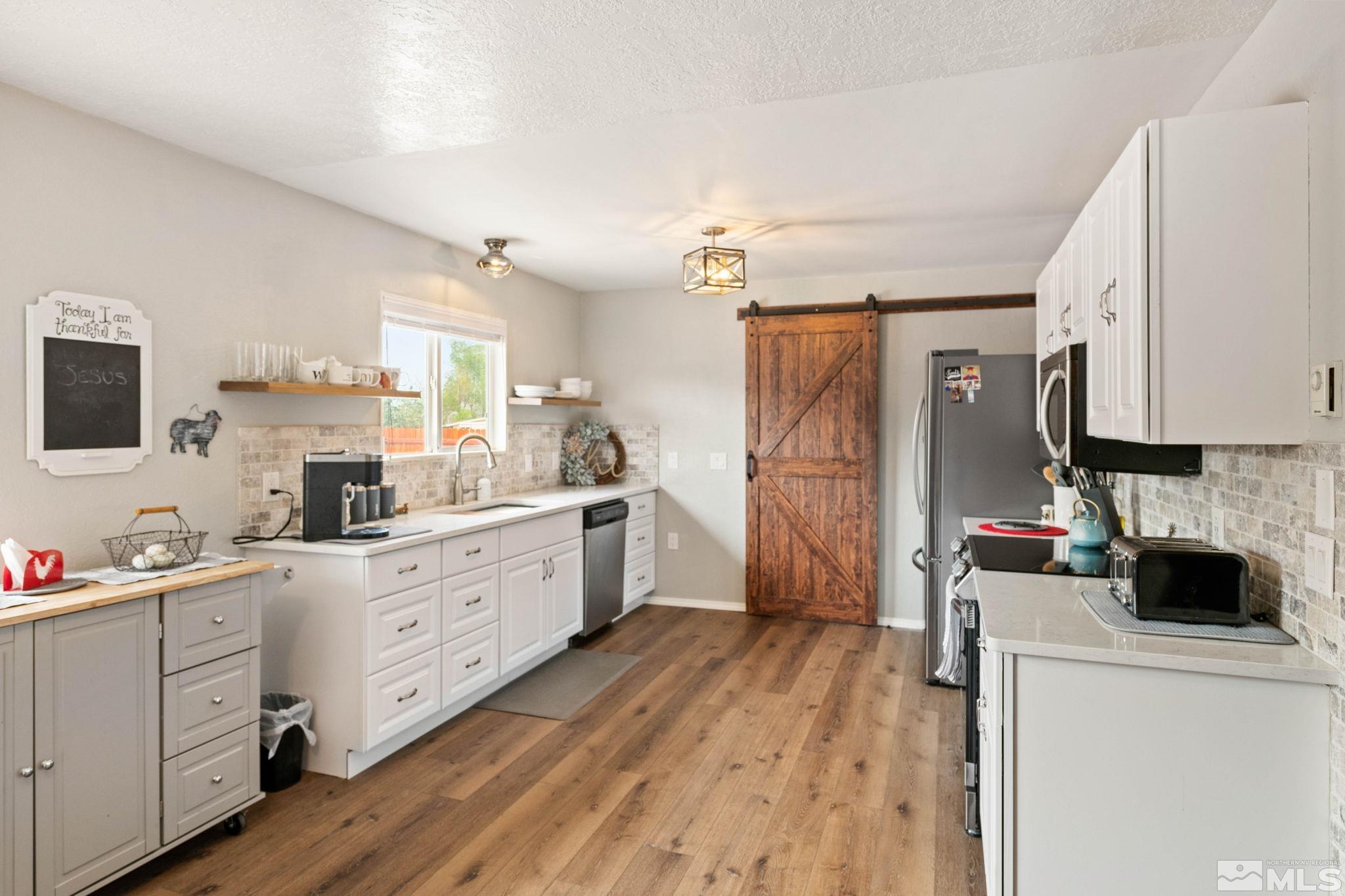 573 Pete Henrichs Road Yerington, NV 89447 - Photo 13 of 39 Photo 13
