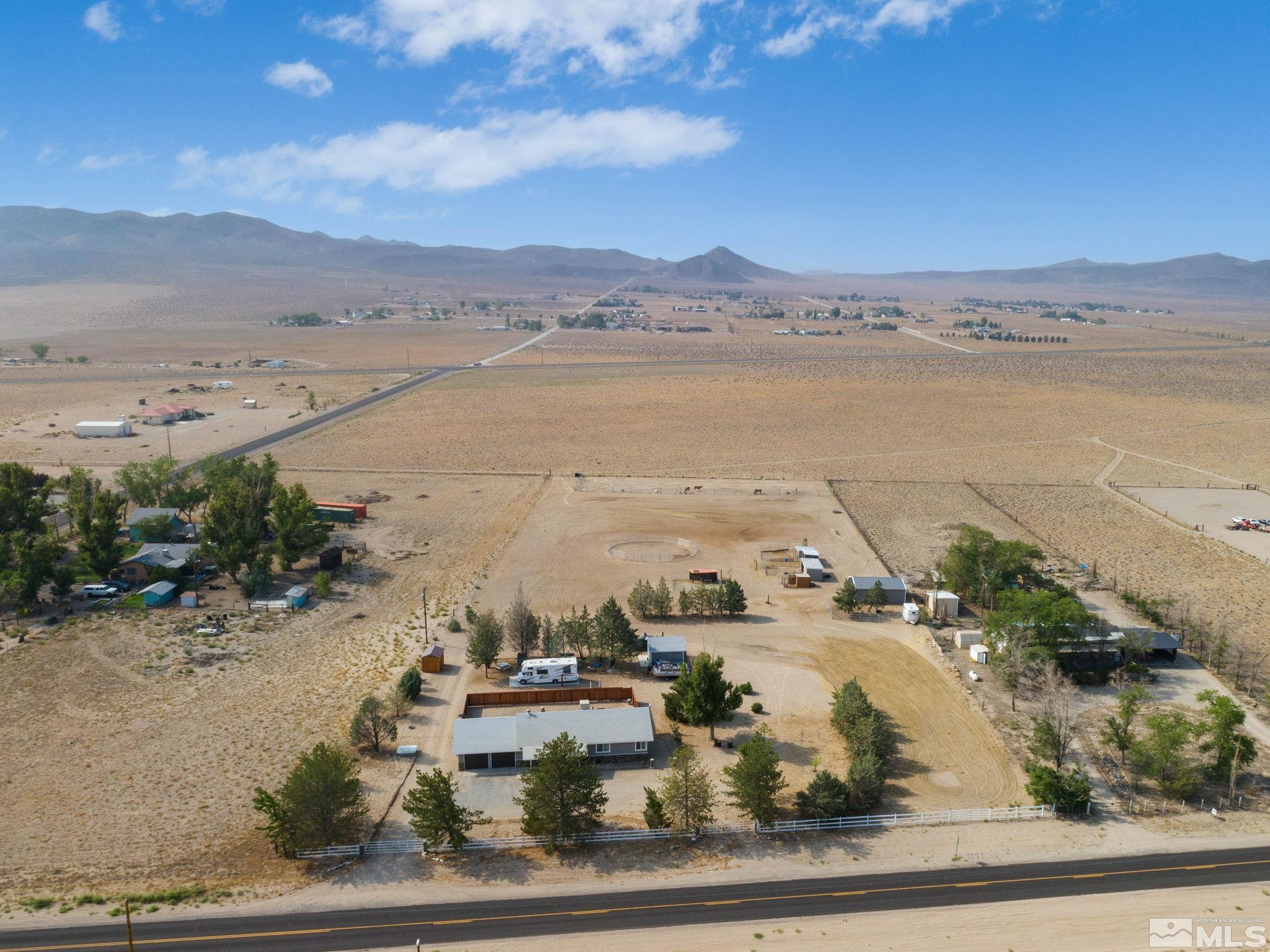 573 Pete Henrichs Road Yerington, NV 89447 - Photo 3 of 39 Photo 3