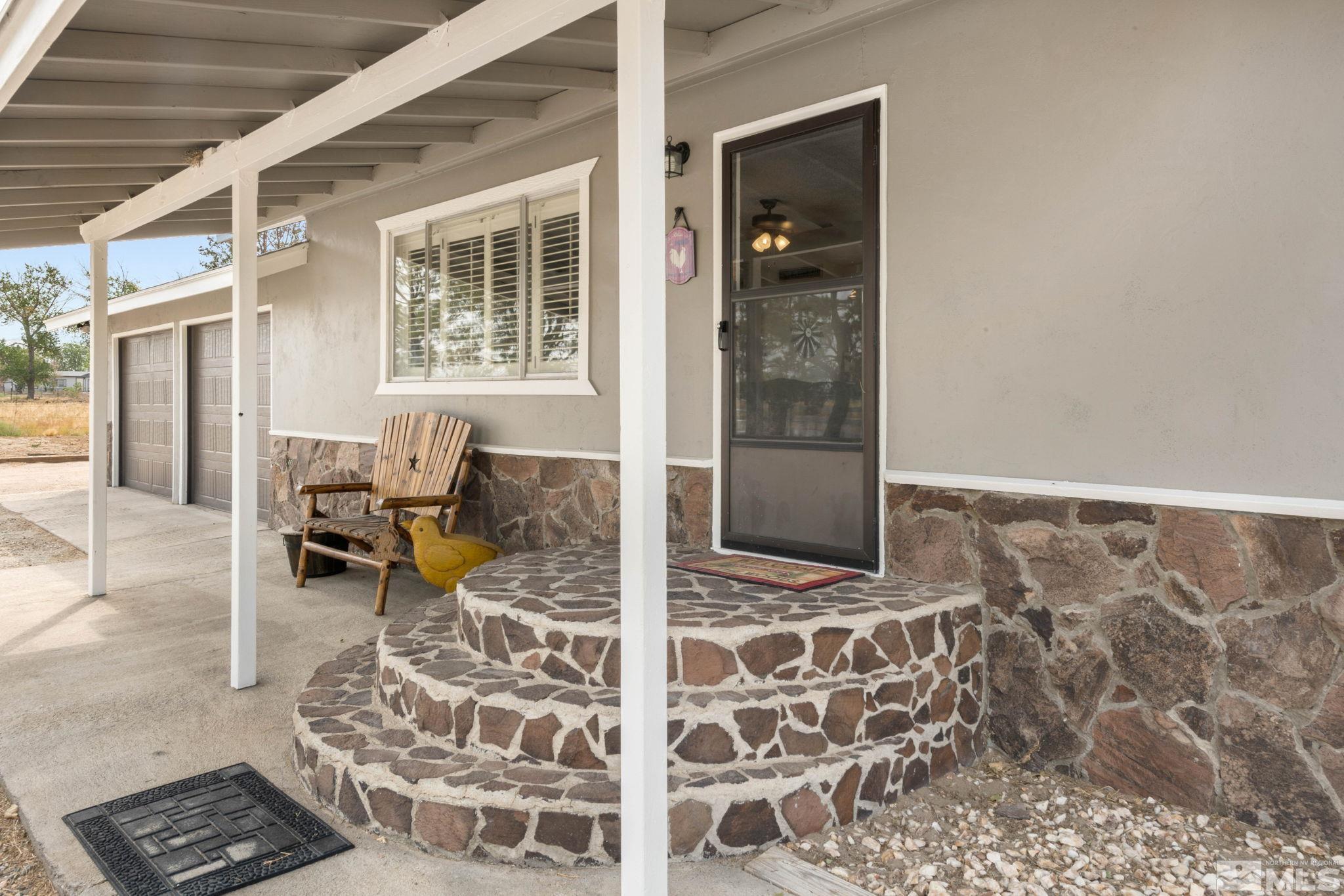 573 Pete Henrichs Road Yerington, NV 89447 - Photo 8 of 39 Photo 8