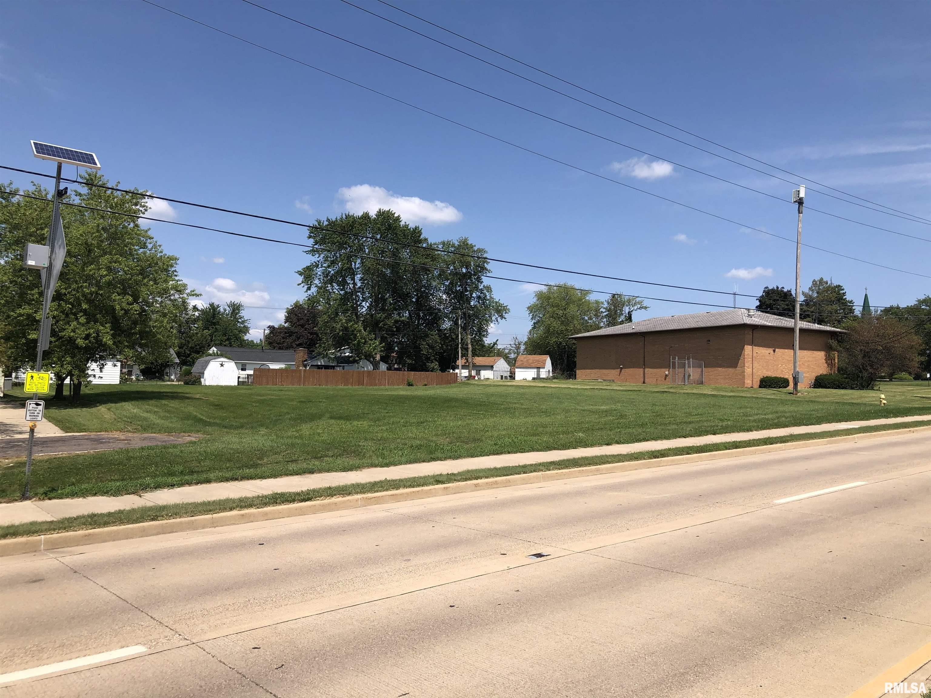 2218 Washington Road Washington, IL 61571 - Photo 1 of 2