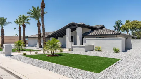$1,850,000 | 5402 East Acoma Drive, Scottsdale, AZ 85254