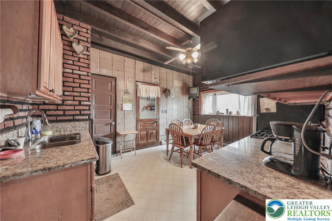 1005 7th Street Whitehall, PA 18052 - Photo 20 of 74