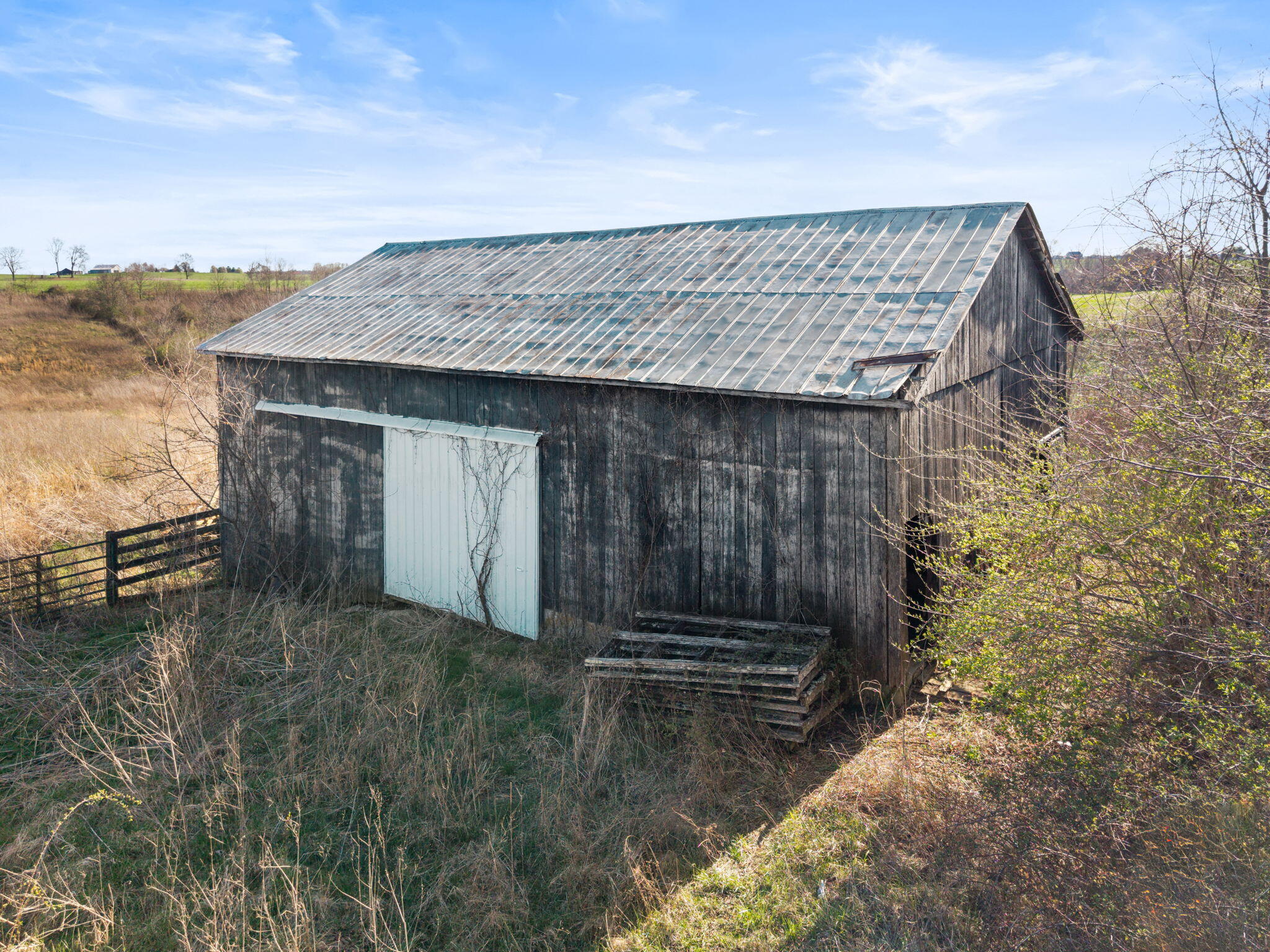 Track #14-15 Track Road Willisburg, KY 40078 - Photo 2 of 14 8-web-or-mls-DJI_20260312171700_0051_D