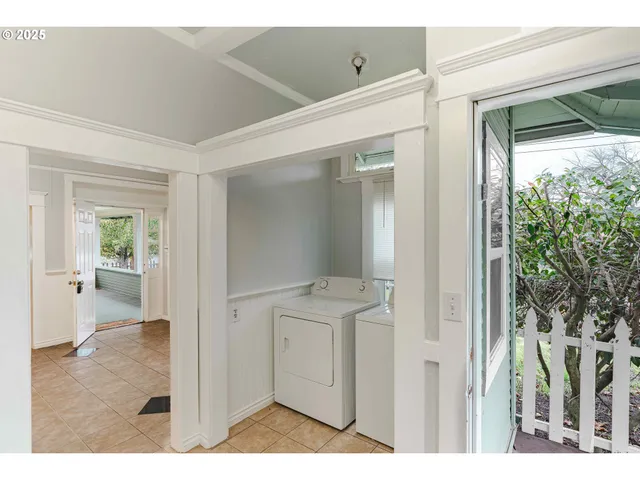 $425,000 | 211 Monroe Street, Eugene, OR 97402