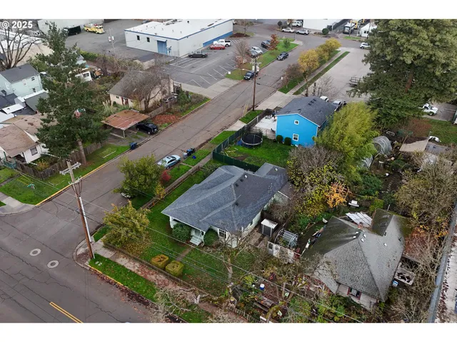 $425,000 | 211 Monroe Street, Eugene, OR 97402