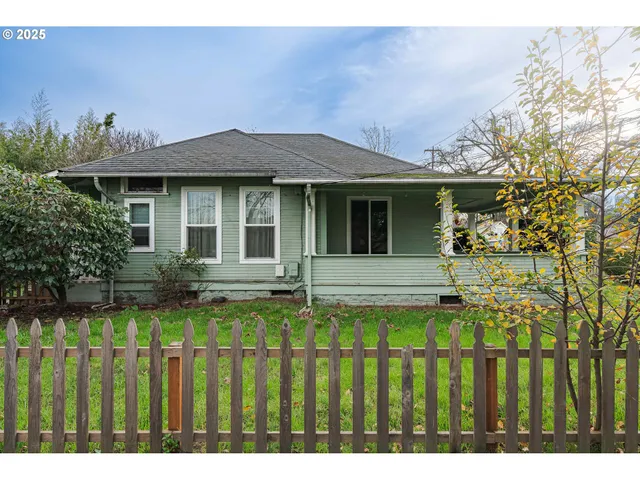 $425,000 | 211 Monroe Street, Eugene, OR 97402