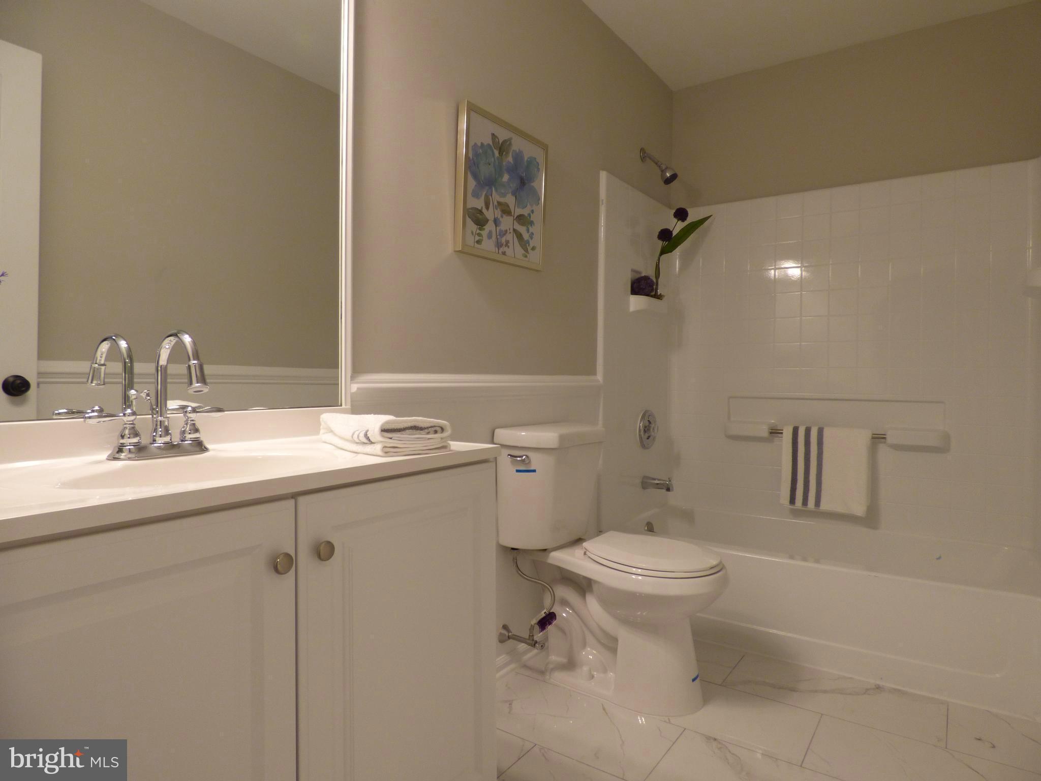 8 London Road Burlington, NJ 08016 - Photo 30 of 41