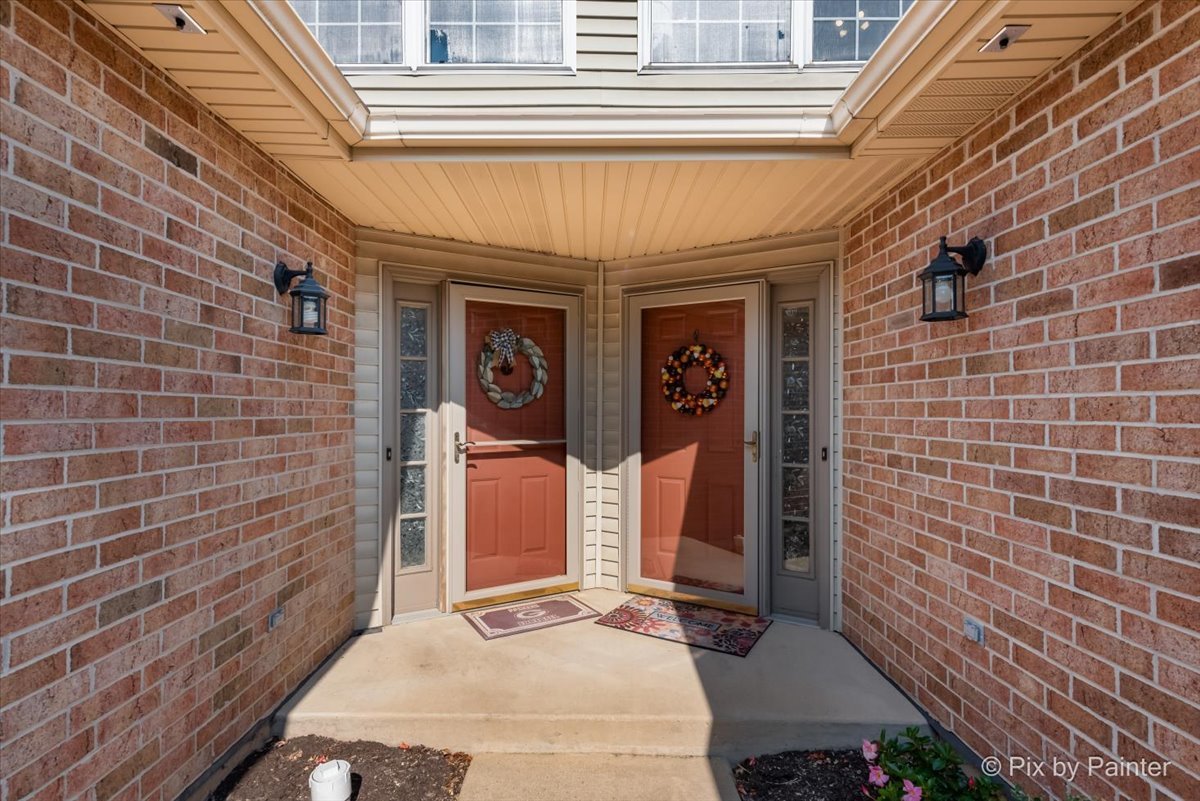 5742 Fieldstone Trail McHenry, IL 60050 - Photo 2 of 29