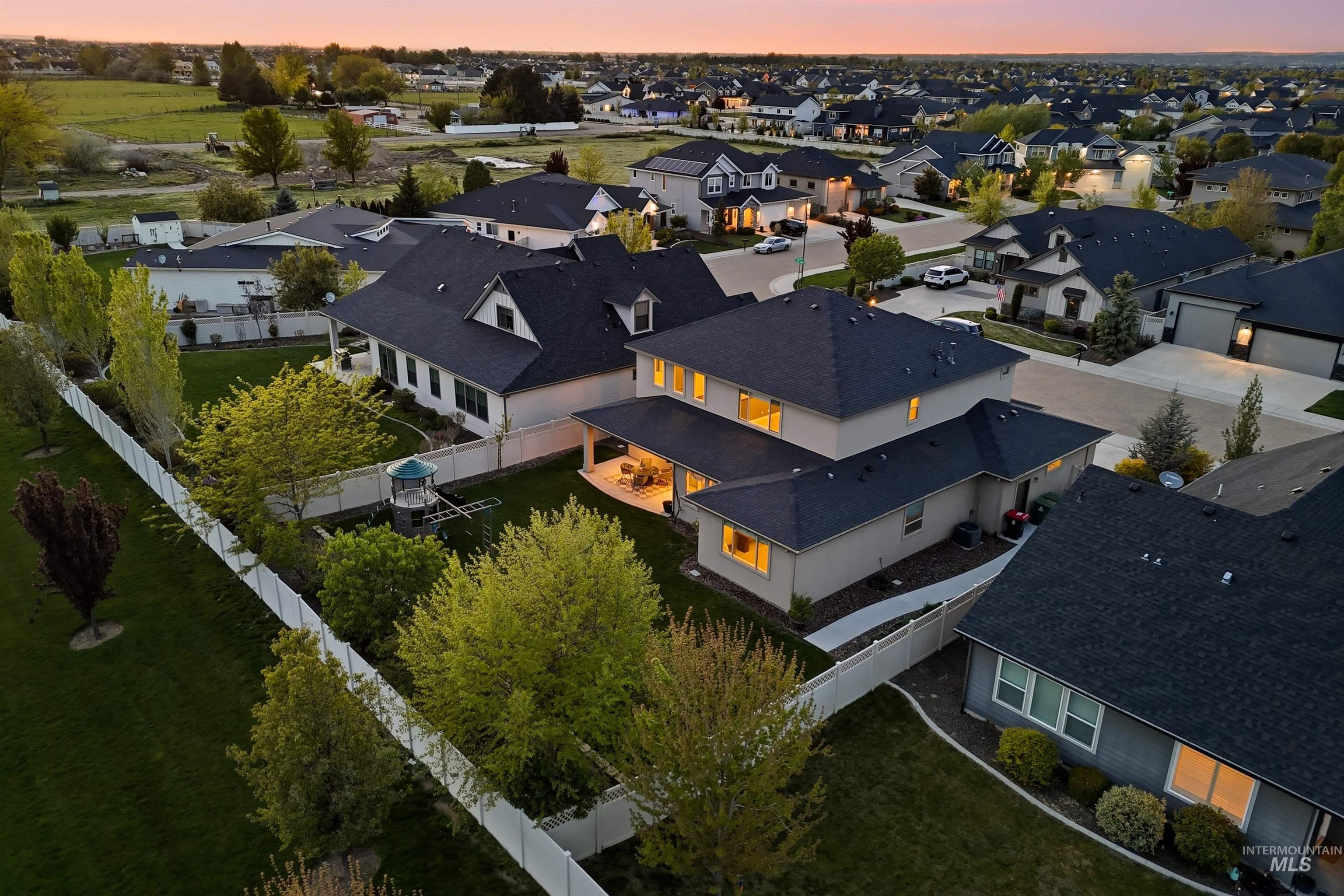 3915 West Riva Capri Street Meridian, ID 83646 - Photo 49 of 49 Aerial perspective of a neighborhood setting with contemporary residences