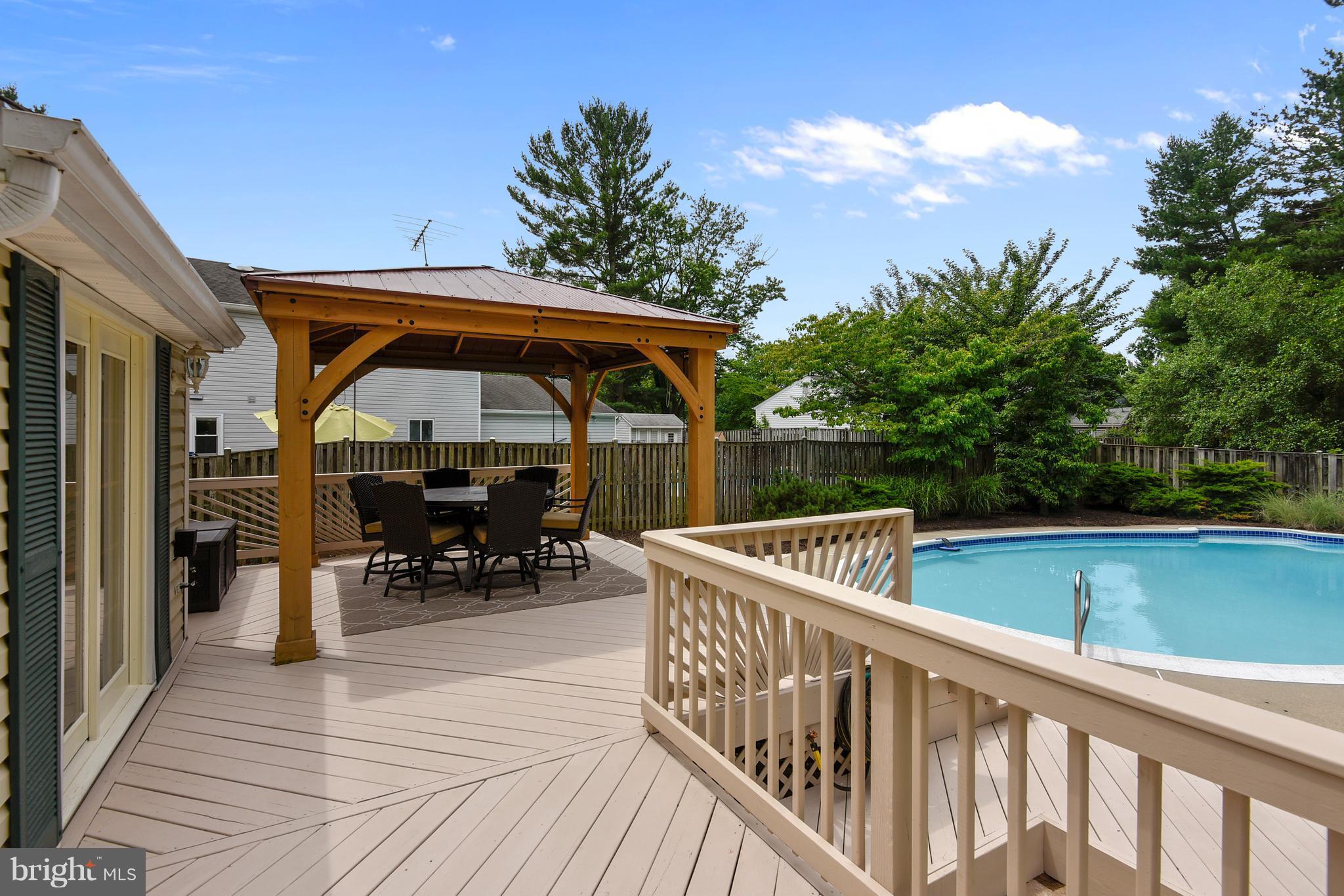 17204 Brown Road Poolesville, MD 20837 - Photo 14 of 30 Great Decking out to the POOL!