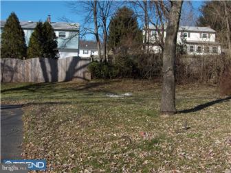 1718 Mill Road Marcus Hook, PA 19061 - Photo 9 of 12 Exterior Back