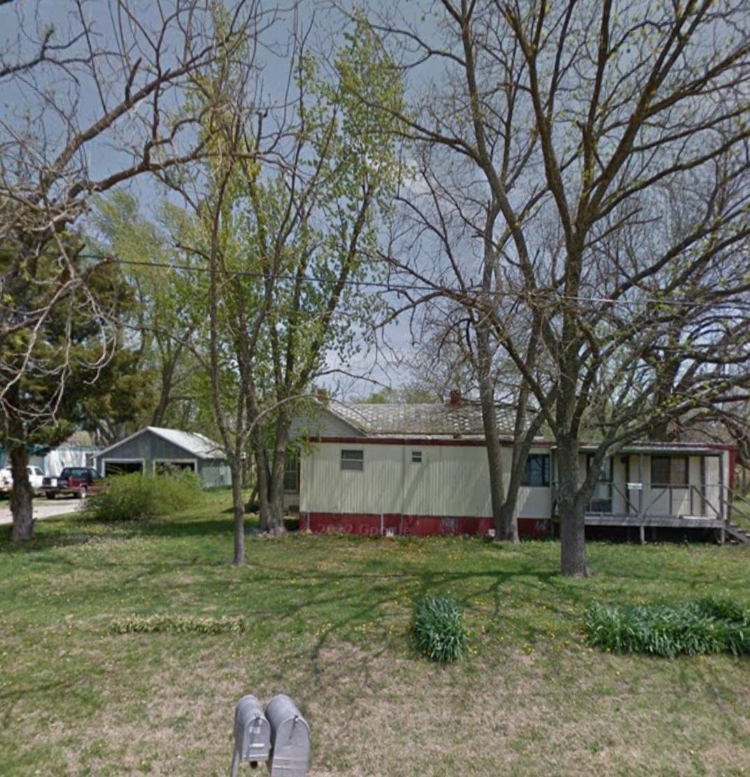 504 South State Street Eureka, KS 67045 - Photo 11 of 13