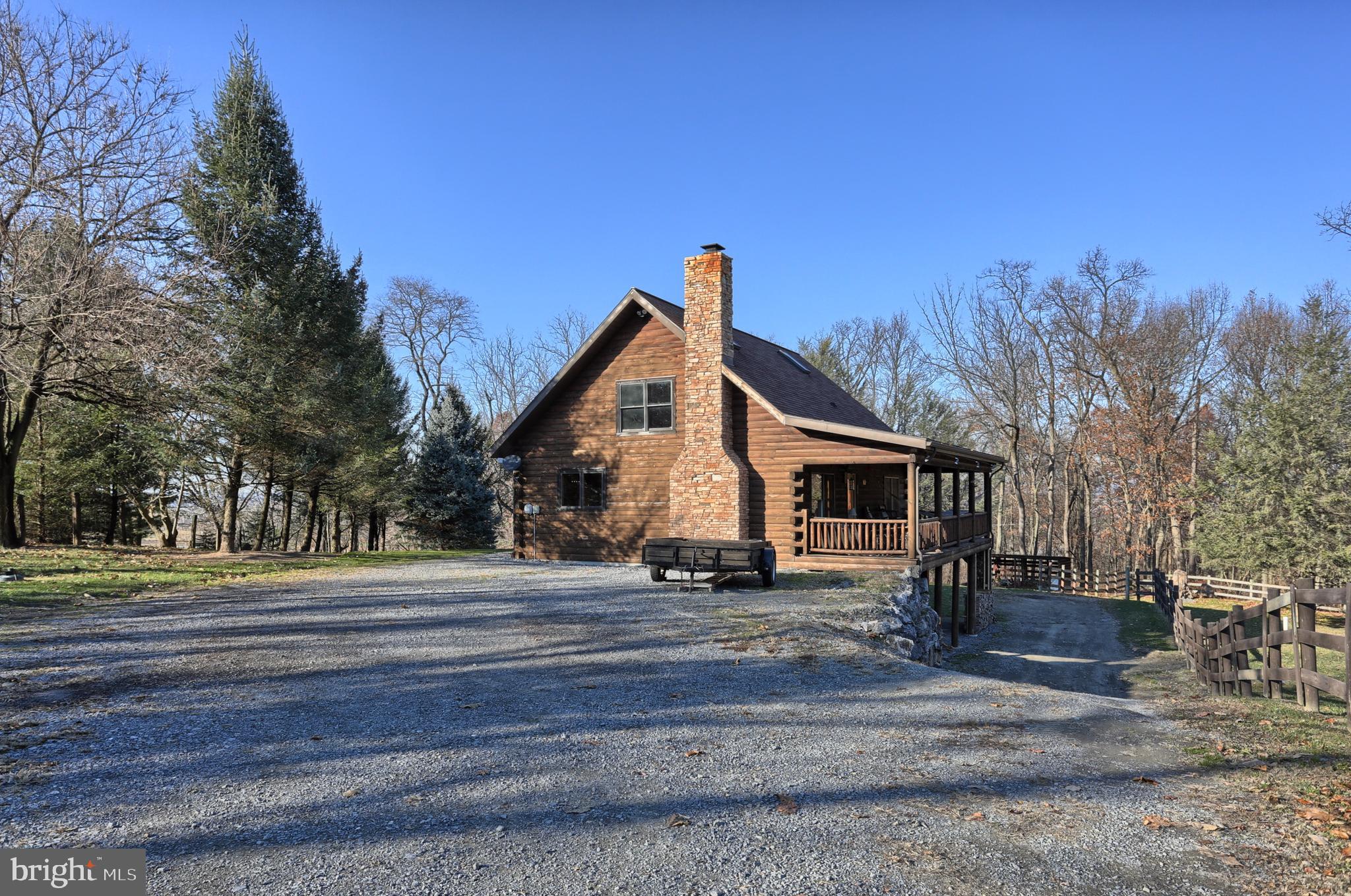 131 Valley View Road Myerstown, PA 17067 - Photo 2 of 67 Main Drive/Parking area