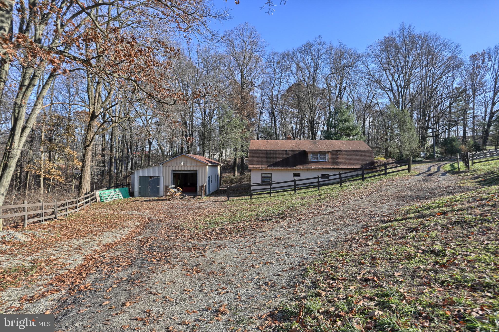 131 Valley View Road Myerstown, PA 17067 - Photo 42 of 67 Circular Drive View