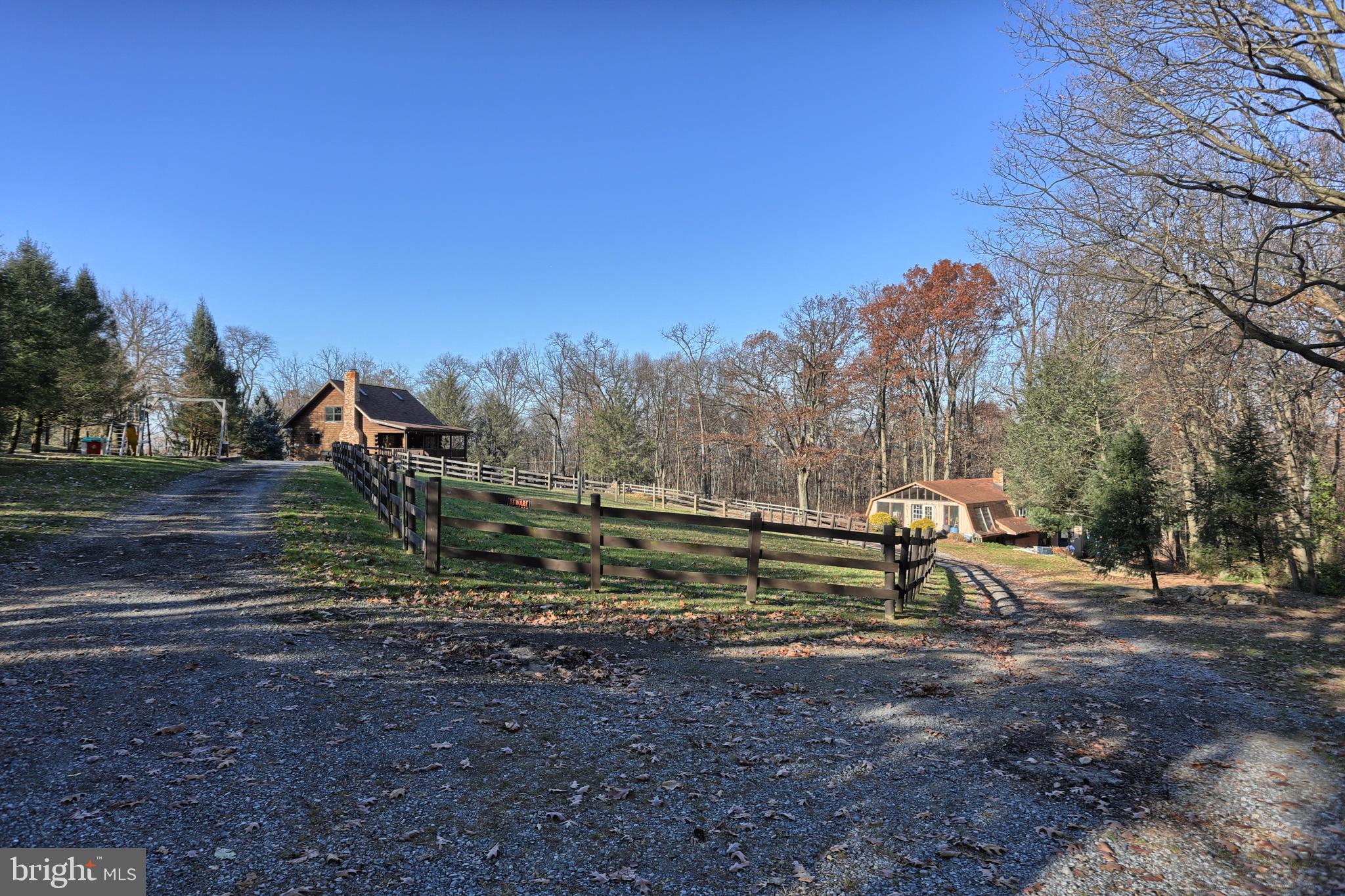 131 Valley View Road Myerstown, PA 17067 - Photo 50 of 67 Entryway To Circular Drive