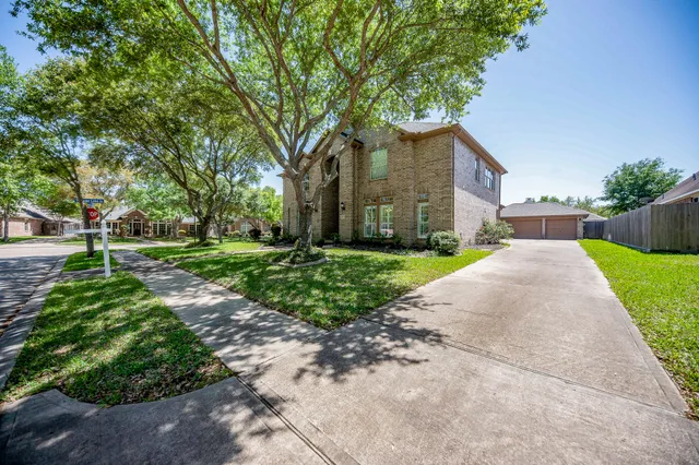 $2,700 | 14203 Alamosa Court, Sugar Land, TX 77498