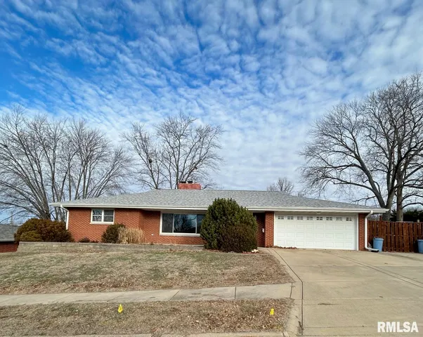 $235,000 | 1205 Arthur Street, Pekin, IL 61554