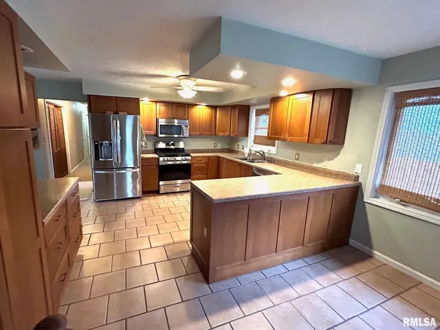 $235,000 | 1205 Arthur Street, Pekin, IL 61554