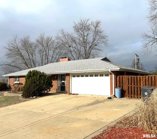 $235,000 | 1205 Arthur Street, Pekin, IL 61554