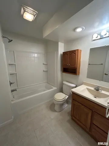 $235,000 | 1205 Arthur Street, Pekin, IL 61554