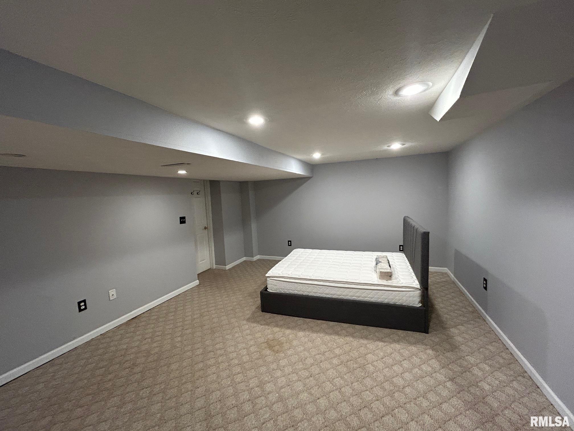 1205 Arthur Street Pekin, IL 61554 - Photo 24 of 35