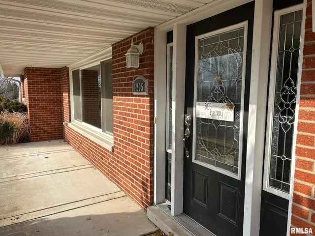 $235,000 | 1205 Arthur Street, Pekin, IL 61554