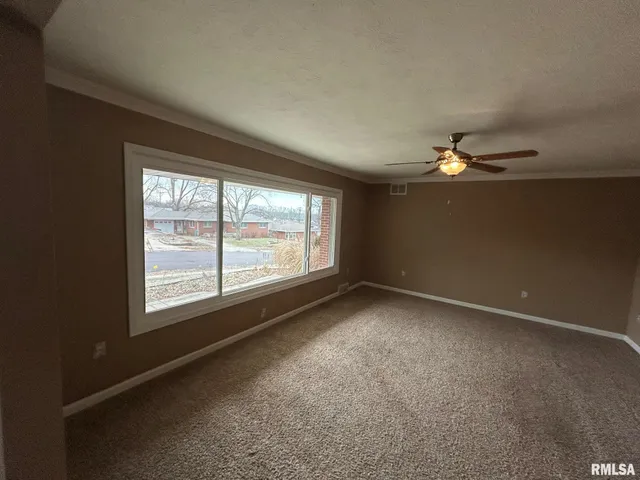 $235,000 | 1205 Arthur Street, Pekin, IL 61554