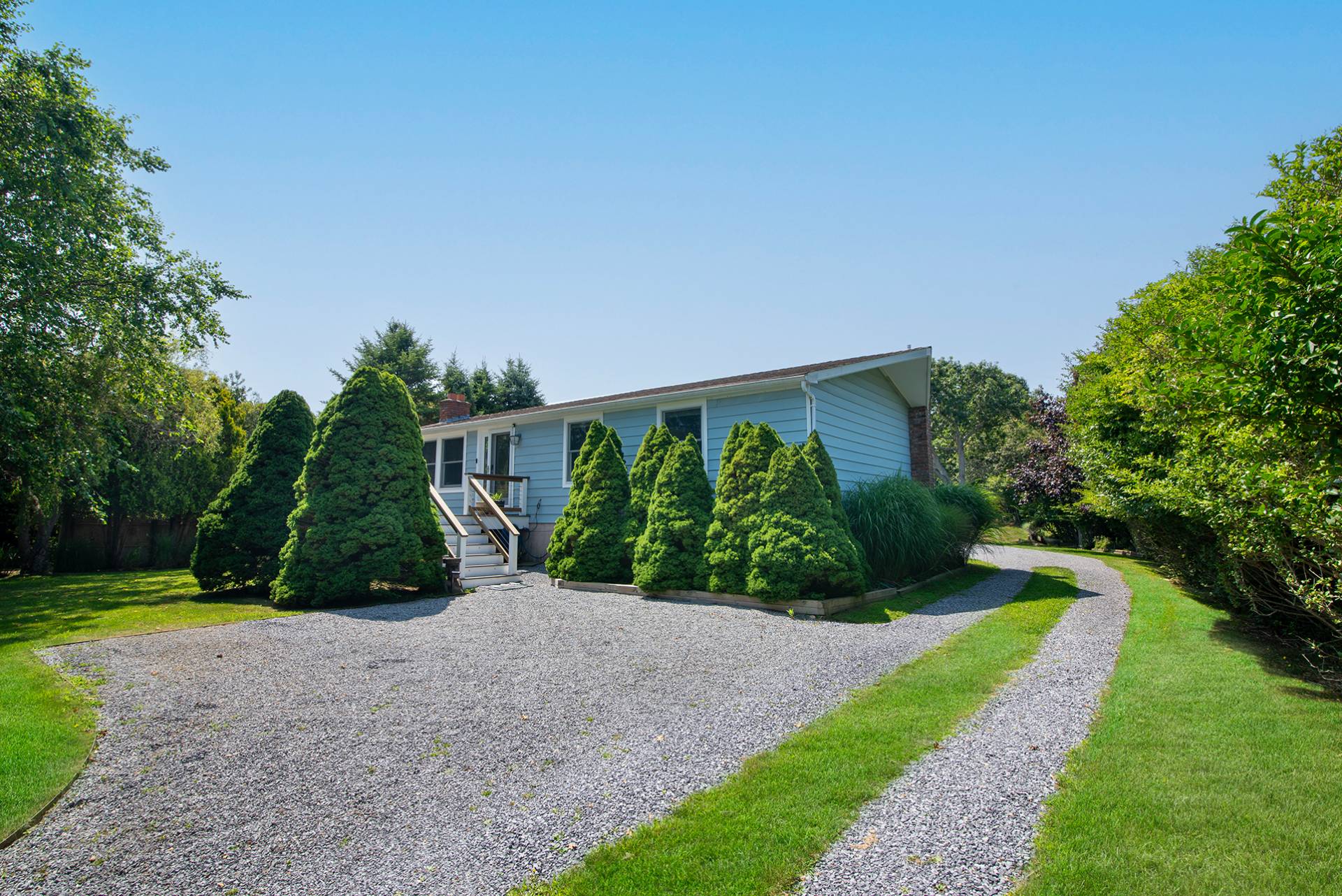 32 Ditch Plains Road Montauk, NY 11954 - Photo 2 of 43