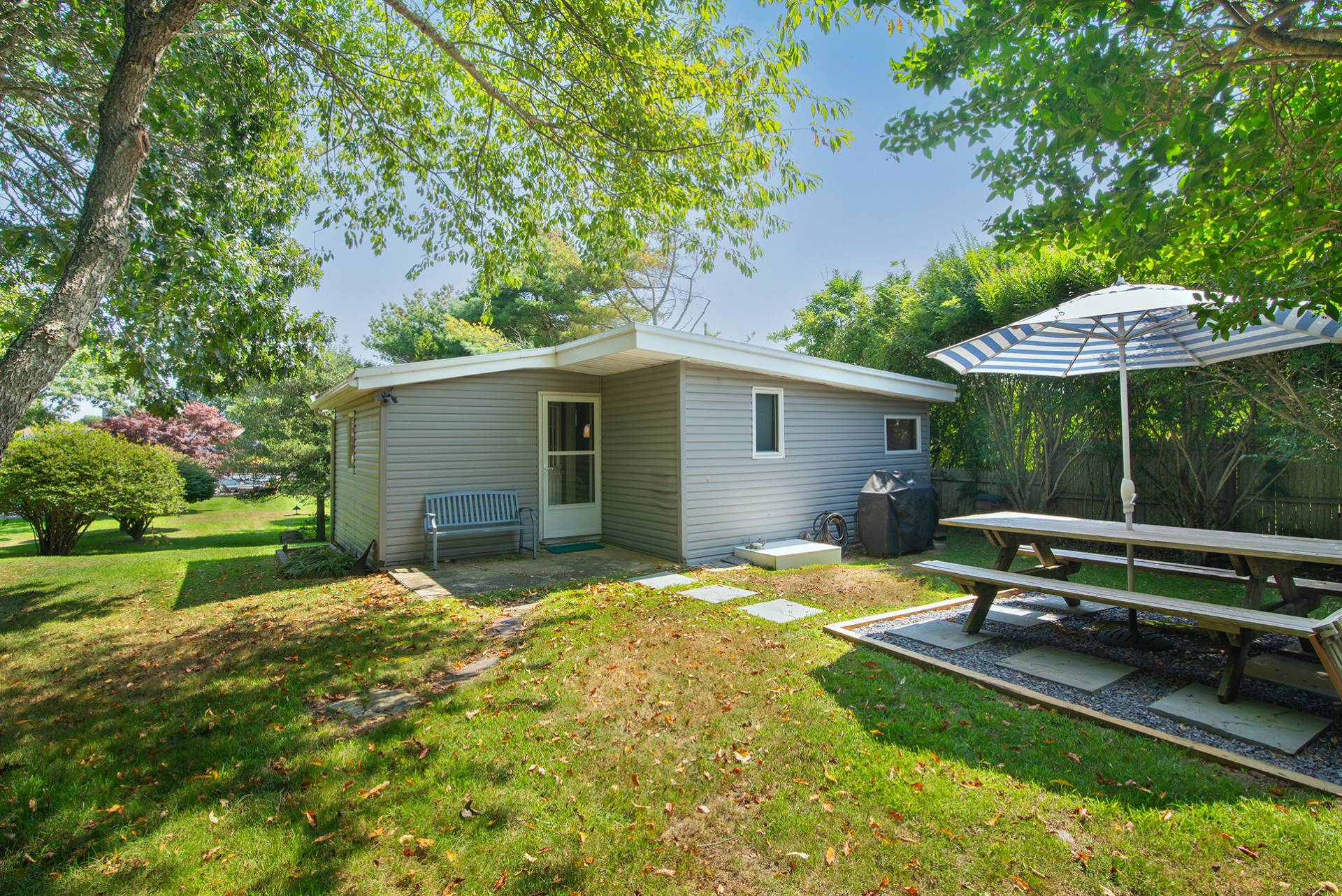 32 Ditch Plains Road Montauk, NY 11954 - Photo 30 of 43