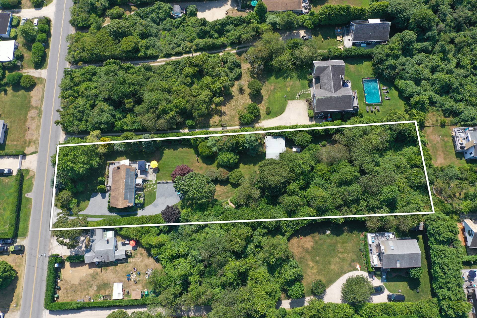 32 Ditch Plains Road Montauk, NY 11954 - Photo 37 of 43