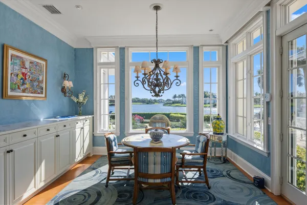 $6,789,000 | 258 Locha Drive, Jupiter, FL 33458