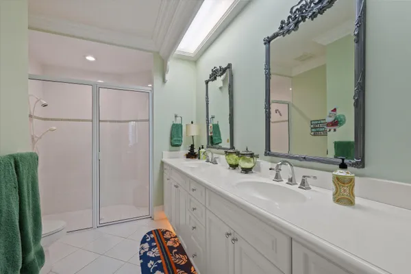 $6,789,000 | 258 Locha Drive, Jupiter, FL 33458