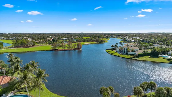 $6,789,000 | 258 Locha Drive, Jupiter, FL 33458