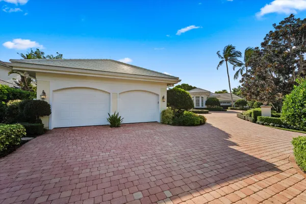$6,789,000 | 258 Locha Drive, Jupiter, FL 33458