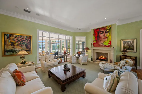 $6,789,000 | 258 Locha Drive, Jupiter, FL 33458