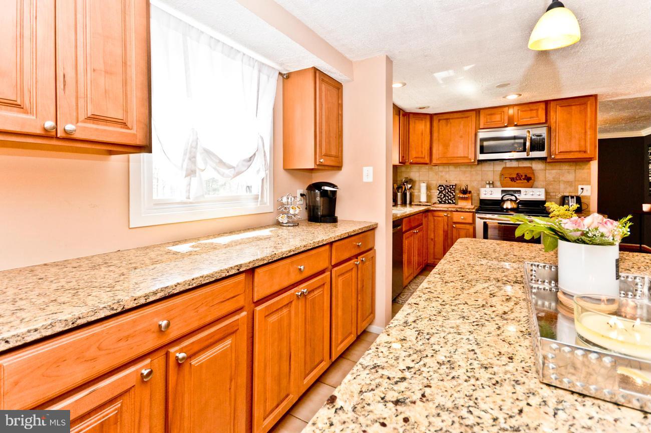 10303 Bald Hill Road Bowie, MD 20721 - Photo 12 of 30 Kitchen