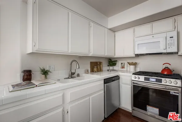 $585,000 | 6140 Monterey Road, Unit 312, Los Angeles, CA 90042